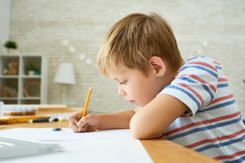 چگونه دست خط می‌تواند بر آیندهٔ فرزند شما تأثیر بگذارد